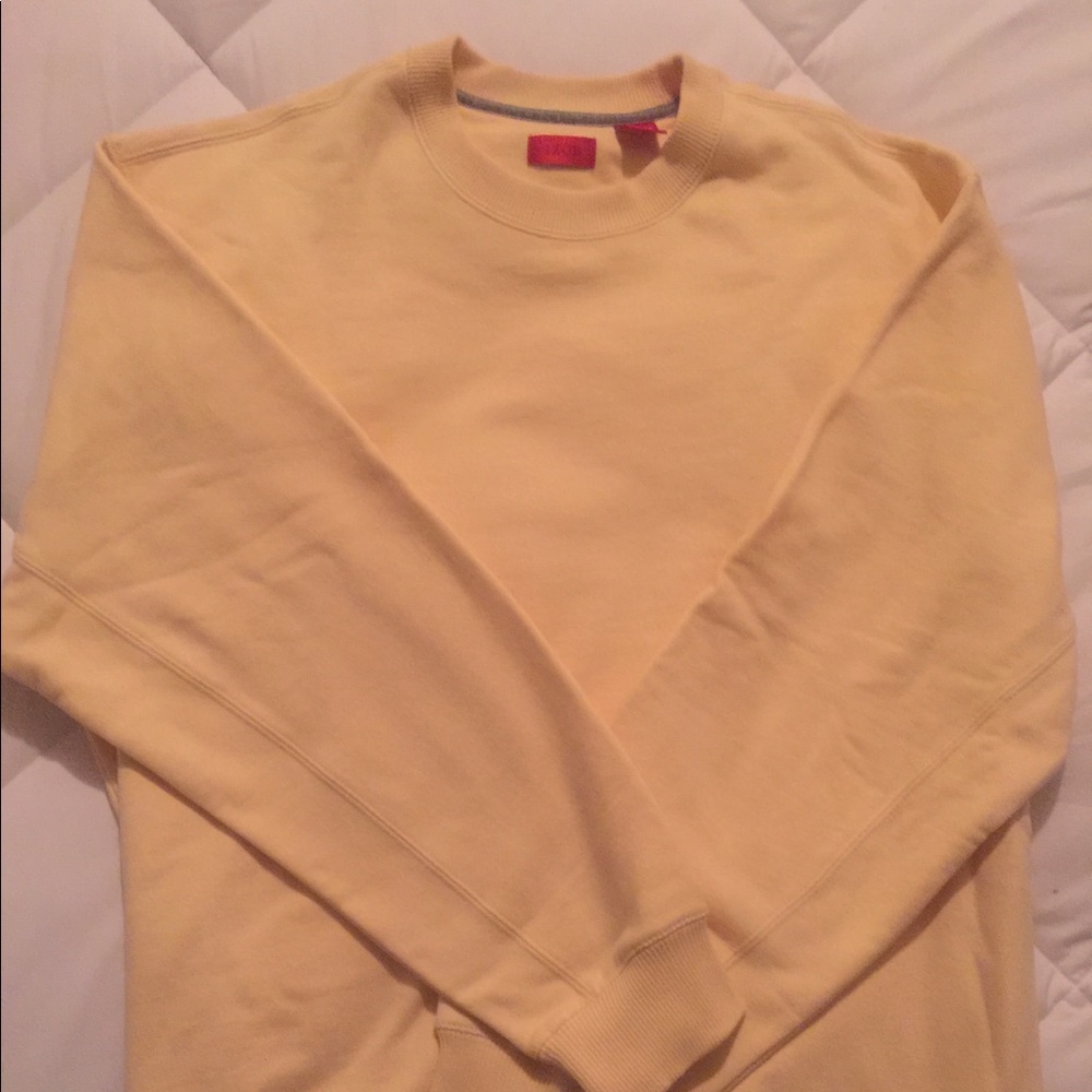 IZOD Yellow Sweatshirt